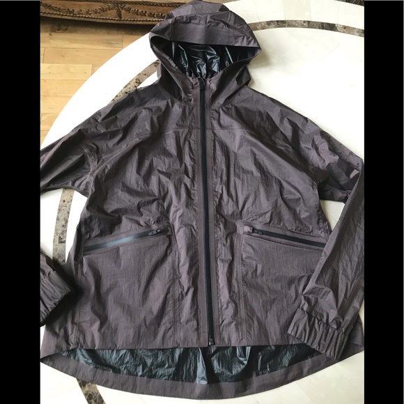 Lululemon Drizzle Down Jacket
Purple Taupe / Black - Picture 9 of 10